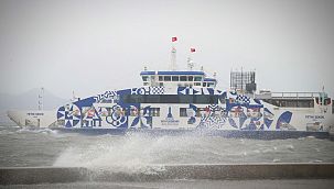 İzmir'de tüm vapur seferleri iptal!