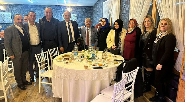 İzmir'de yaşayan Karamanlılar "Arabaşı" gecesinde buluştu