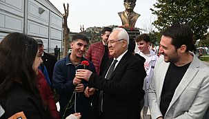 Karabağlar'da Yaşar Kemal unutulmadı