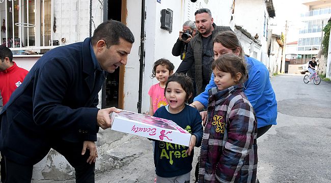 Kuşadası'nda Ömer Günel coşkusu yaşanıyor