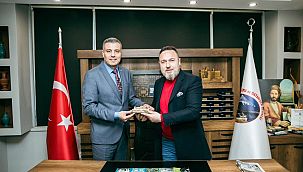 Şehzadeler Adayı Yavuz Kurt, ağrılılar ve tuhafiyecilerle buluştu 