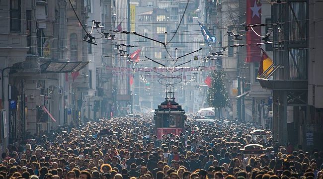 Türkiye'nin nüfusu 85,3 milyona yükseldi 
