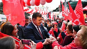 Başkan Tugay'dan kadınlara "Anne Kart" sözü