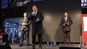 Cemil Tugay, Menderes'te yurttaşlarla iftar sofrasında buluştu