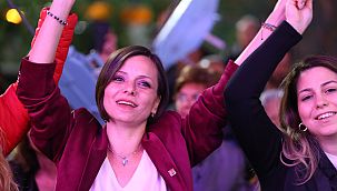 CHP Karabağlar adayı Helil Kınay: O koltuğa hep birlikte oturacağız