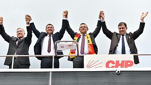 CHP Lideri Özgür Özel Tire'li vatandaşlarla bir araya geldi