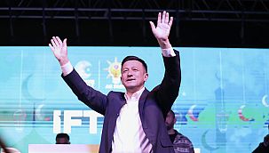 Hamza Dağ, seçim çalışmalarına Bornova'da devam etti