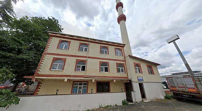 İmam camide kendini astı