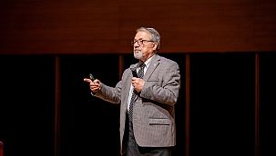 İzmir'de Deprem ve Dirençli Kentler konferansı yapıldı