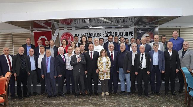 İzmir'de yaşayan Balıkesirliler iftarda buluştu