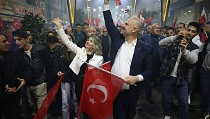 Menemen'de Başkan Pehlivan'dan gövde gösterisi