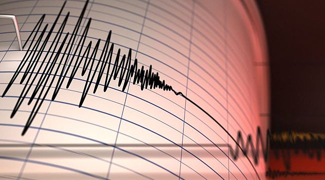 Yunanistan'da art arda 2 deprem