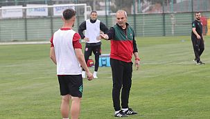 Erkan Sözeri: "Suni çim yüzünden oyuncularımız sakatlandı"