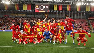 Göztepe, Süper Lig için gün sayıyor