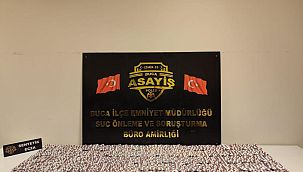 İzmir'de kıskıvrak yakalanan 2 zehir taciri tutuklandı