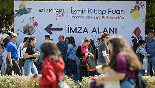 İzmirliler İZKİTAP Fest'e akın etti