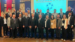 İZVAK'ta Ali Erten yeniden Başkan