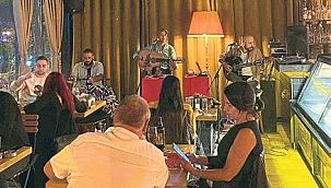 Kuşadası'nda anne elinden lezzetler