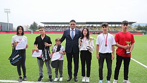 Aliağa'da coşkulu 19 Mayıs kutlaması