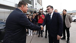 Başkan Tugay'dan partilere ziyaret