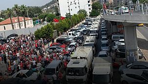 Bayraklı'da maaş krizi çözüme kavuşmayı bekliyor 