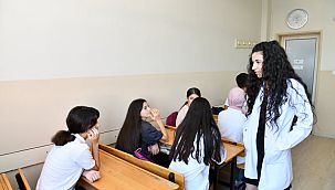 Çiğli Belediyesi'nden Öğrencilere YKS ve LGS Desteği