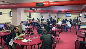 İzmir Bornova'da kumar baskını