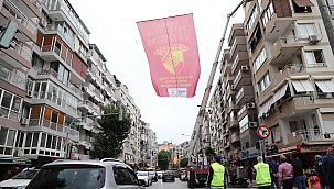 İzmirliler Süper Lig'e yükselen Göztepe için tek yürek