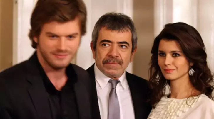 Aşk-ı Memnu ekibi yıllar sonra aynı karede