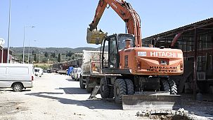 Başkan Ömer Günel esnafa verdiği sözü tuttu