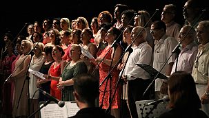 Bornova'da Türkülerle Yaza Merhaba