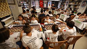 Efes Selçuk'ta satranç heyecanı