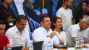 Halkçı başkandan Kuyumcular Sokağı için demokrasi şöleni