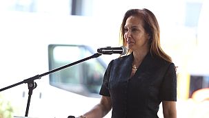 Karşıyaka, Nazım Hikmet'i unutmadı