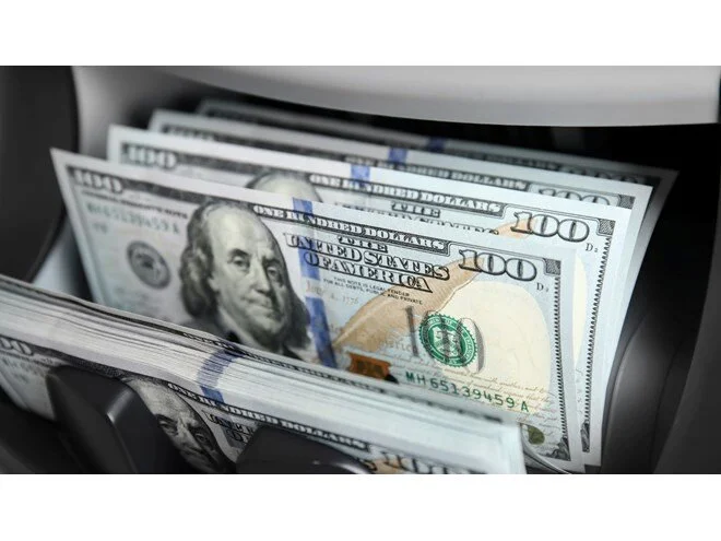 Yıl sonu dolar beklentisi geriledi