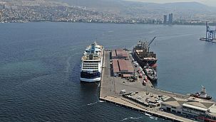 İzmir'de kruvaziyer bereketi