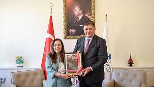 KKTC İzmir Başkonsolosu İnanıroğlu'ndan Başkan Tugay'a ziyaret