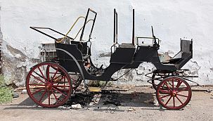 Önce faytonu kundakladılar, sonra yaylım ateşine tuttular