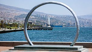 Simge yüzük Karşıyaka Nikah Sarayı'na geri döndü