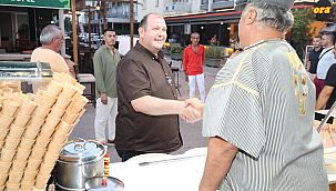 Başkan Çiçek, gece pazarı esnafını dinledi