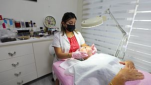 Karşıyaka'da mesleki eğitimle hayaller gerçeğe dönüşüyor