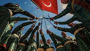 23. Uluslararası Yağcıbedir Halı, Kültür ve Sanat Günlerin'de Volkan Konak Rüzgarı Esecek