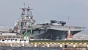 ABD hücum gemisi İzmir Limanı'na demirledi