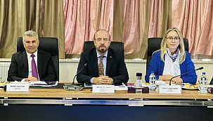 AK Partili Çankırı, GEDİZ ve İzmirGaz yetkilileri ile biraraya geldi