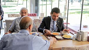Bayraklı'da üçüncü kent lokantası açıldı