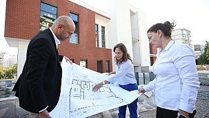 Karşıyaka 'Taziye Evi ve Kütüphane' binasına kavuşuyor