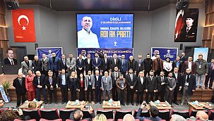 AK Parti Dikili Kongresi'nden mesaj seli!