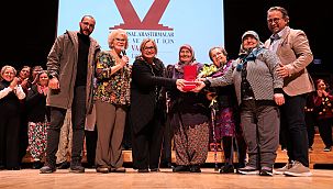 Büyükşehir'in Köy Tiyatroları'na TAKSAV'dan ödül