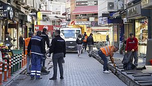 Karşıyaka'da sel riskine karşı çalışmalar sürüyor