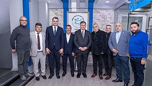 Başkan Tugay'a hizmet teşekkürü